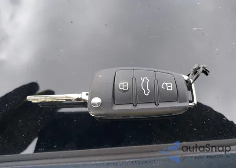 2016 Audi A3 2.0T Premium из США, поврежденный, VIN WAUB8GFF2G1073264